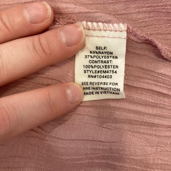 E & M blush pink ruffle top - Picture 3 of 5